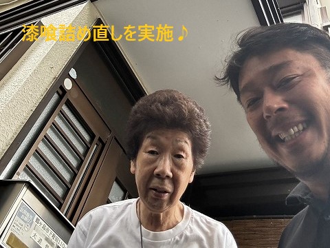 施工中の写真共有、完了報告、アフターフォロー――。 私たちは、“分かりやすく・誠実に・最後まで” を大切に、お客様の不安を「安心」に変えるお手伝いをしています。 「雨染みが…」「そろそろ塗装の時期かな？」「屋根が壊れていると言われた」など、どんな小さなお困りごともお気軽にどうぞ。